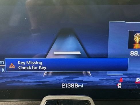 Used 2024 Chevrolet Traverse RS image 12