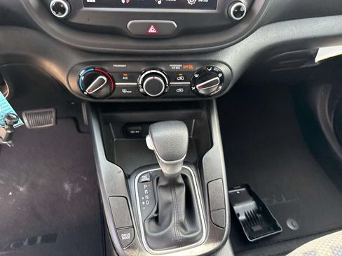 Used 2024 Kia Soul LX w/ Option Group 015 FWD image 24