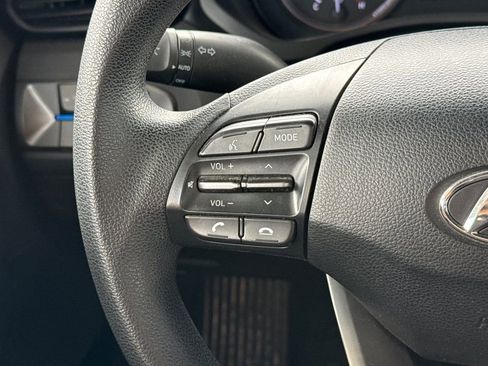 Used 2019 Hyundai Veloster 2.0 FWD image 32