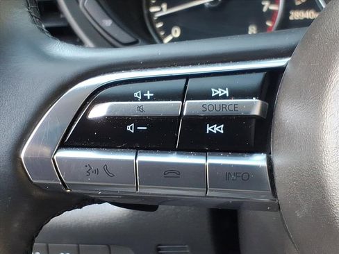 Used 2022 MAZDA CX-30 AWD 2.5 S w/ Premium Package image 16