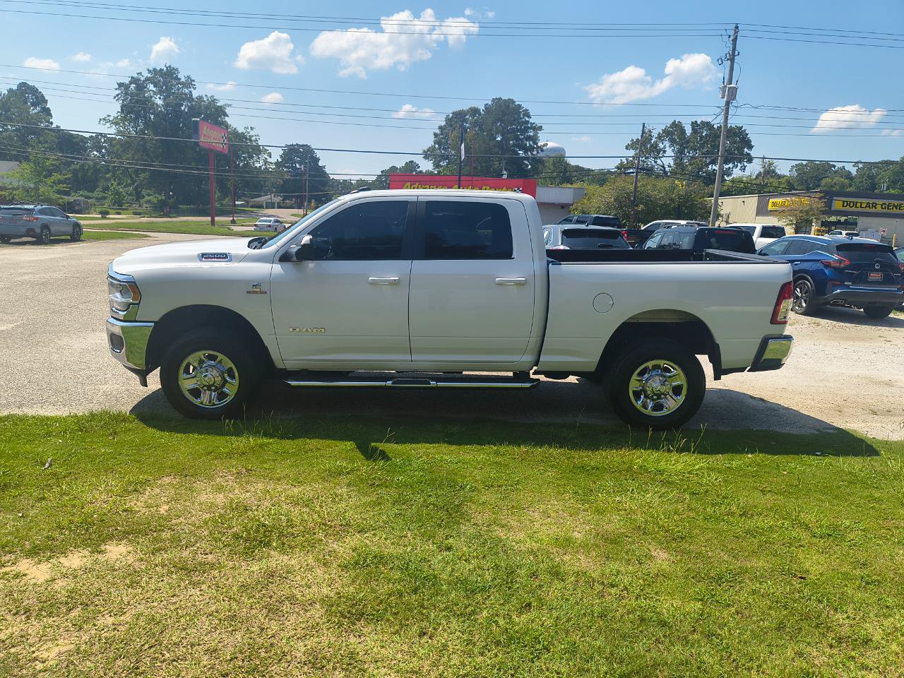 Used 2022 RAM 2500 Big Horn AWD/4WD image 5