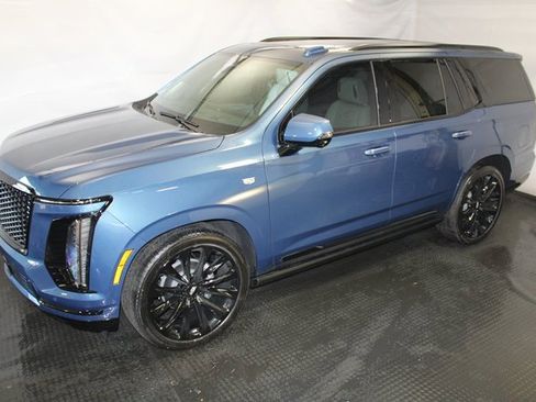 New 2026 Cadillac Escalade Platinum Sport image 2