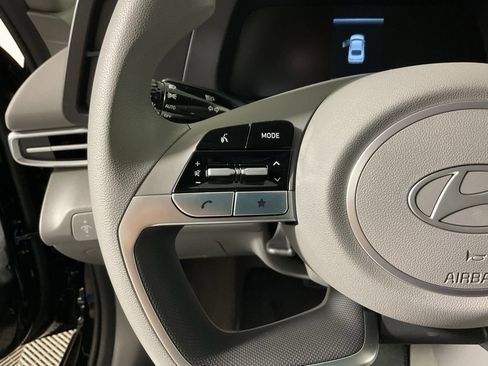 New 2026 Hyundai Elantra SE FWD image 25