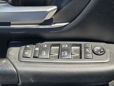 Used 2020 RAM 1500 Big Horn AWD/4WD image 28