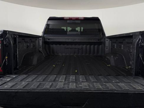 Used 2024 GMC Sierra 2500 AT4 w/ AT4 Premium Plus Package AWD/4WD image 10