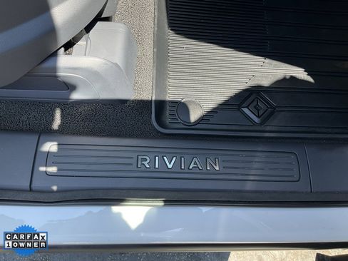 Used 2022 Rivian R1T Launch Edition image 62