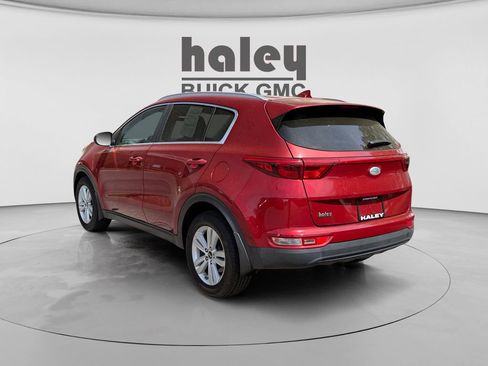 Used 2017 Kia Sportage LX w/ LX Popular Package FWD image 3