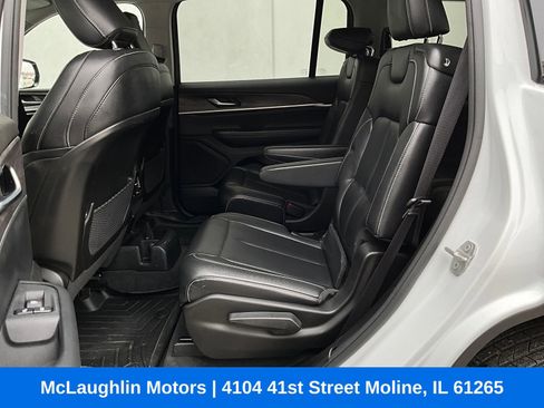 Used 2023 Jeep Grand Cherokee L Limited image 29