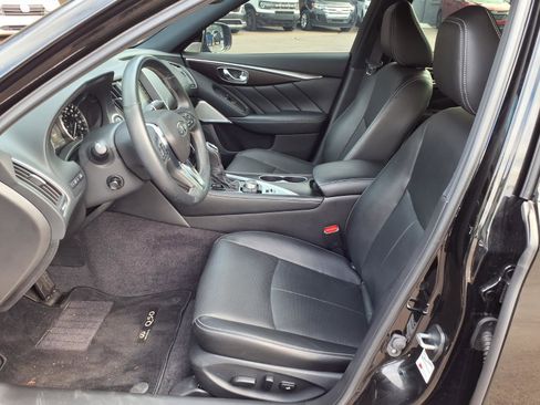 Used 2023 INFINITI Q50 Sensory image 11