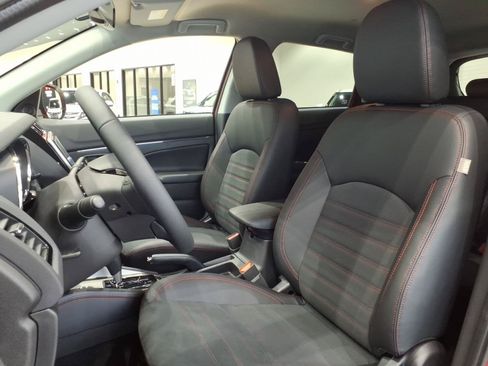 New 2026 Mitsubishi Outlander Sport SE AWD/4WD image 4