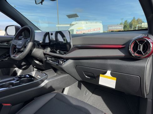 New 2026 Chevrolet Equinox RS image 19