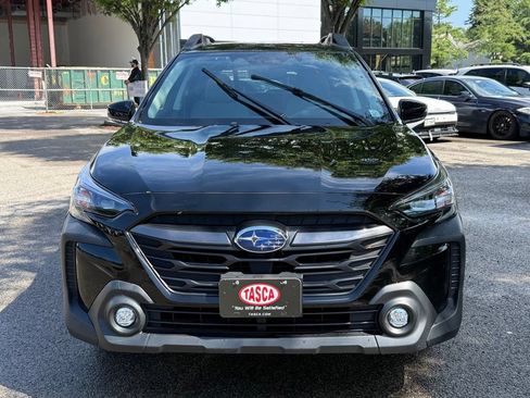 Certified 2025 Subaru Outback Premium AWD/4WD image 3
