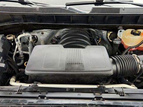 Used 2020 Chevrolet Silverado 1500 Custom w/ Custom Value Package image 25