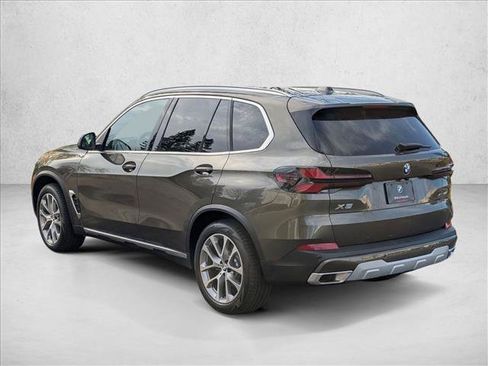 Used 2026 BMW X5 xDrive40i w/ Premium Package AWD/4WD image 2
