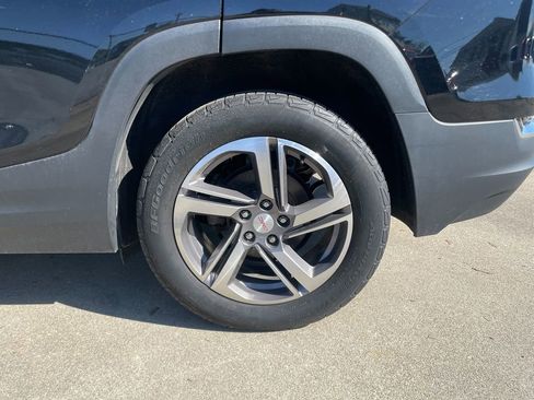 Used 2018 GMC Terrain SLT w/ Preferred Package AWD/4WD image 31