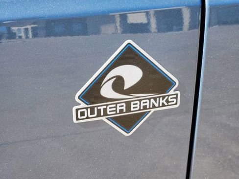 New 2025 Ford Bronco Outer Banks image 11