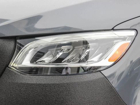 Used 2023 Mercedes-Benz Sprinter 2500 image 16