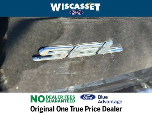 Certified 2024 Ford Edge SEL image 17