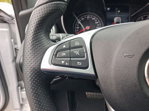 Used 2018 Mercedes-Benz C 300 Sedan image 16