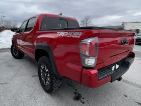 Certified 2023 Toyota Tacoma image 3