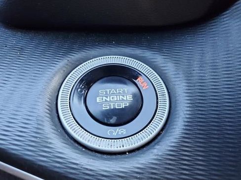 Used 2024 Jeep Grand Cherokee L Laredo image 22