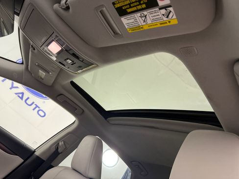 Used 2020 Lexus RX 350 AWD w/ Premium Package image 18