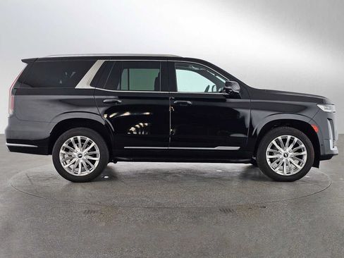 Used 2023 Cadillac Escalade Premium Luxury AWD/4WD image 2