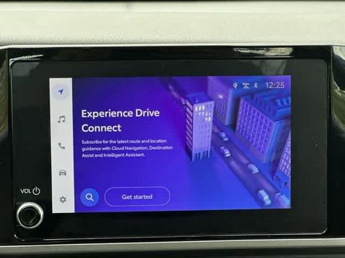 Used 2025 Toyota Camry SE FWD image 12