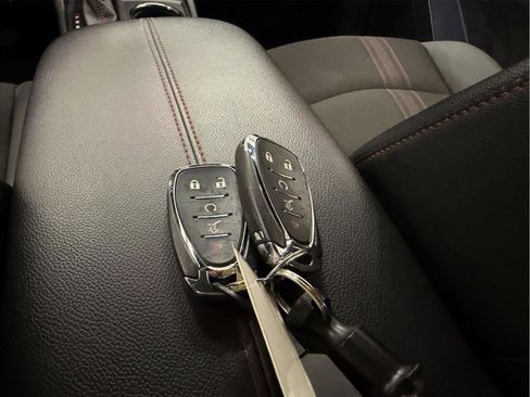 Certified 2022 Chevrolet Equinox RS AWD/4WD image 40