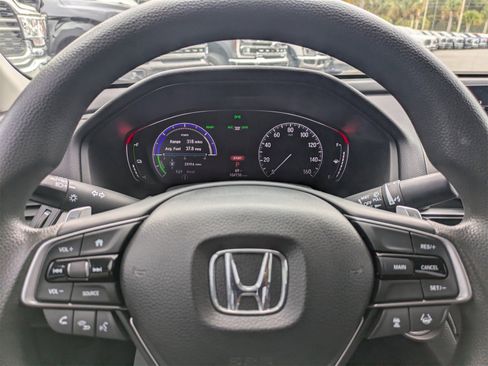 Used 2018 Honda Accord Hybrid image 30
