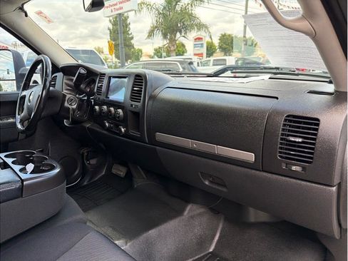 Used 2013 Chevrolet Silverado 3500 LT AWD/4WD image 15