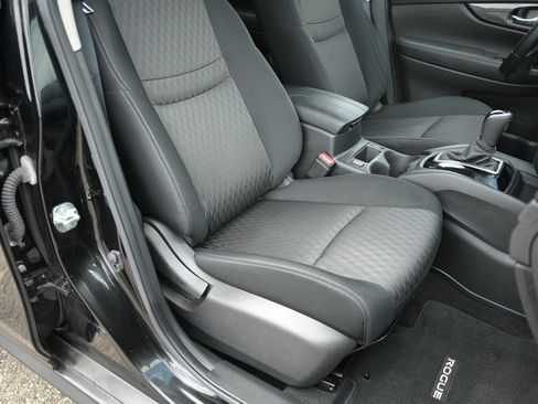 Used 2020 Nissan Rogue SV AWD/4WD image 46