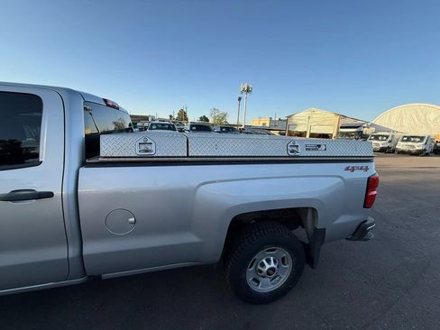 Used 2019 Chevrolet Silverado 2500 W/T w/ WT Convenience Package image 13