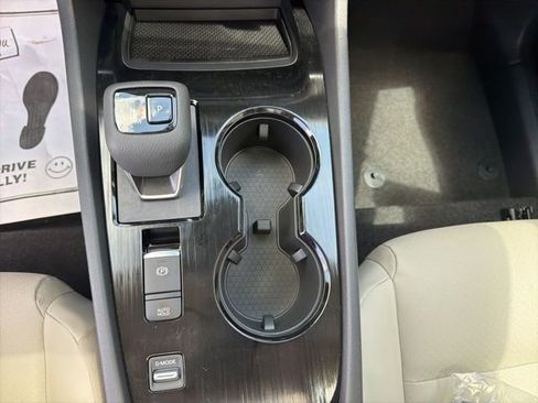 New 2026 Nissan Rogue SV image 17