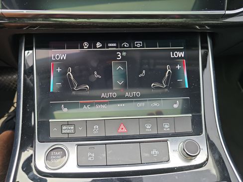 Used 2021 Audi Q7 2.0T Premium Plus w/ Premium Plus Package AWD/4WD image 33