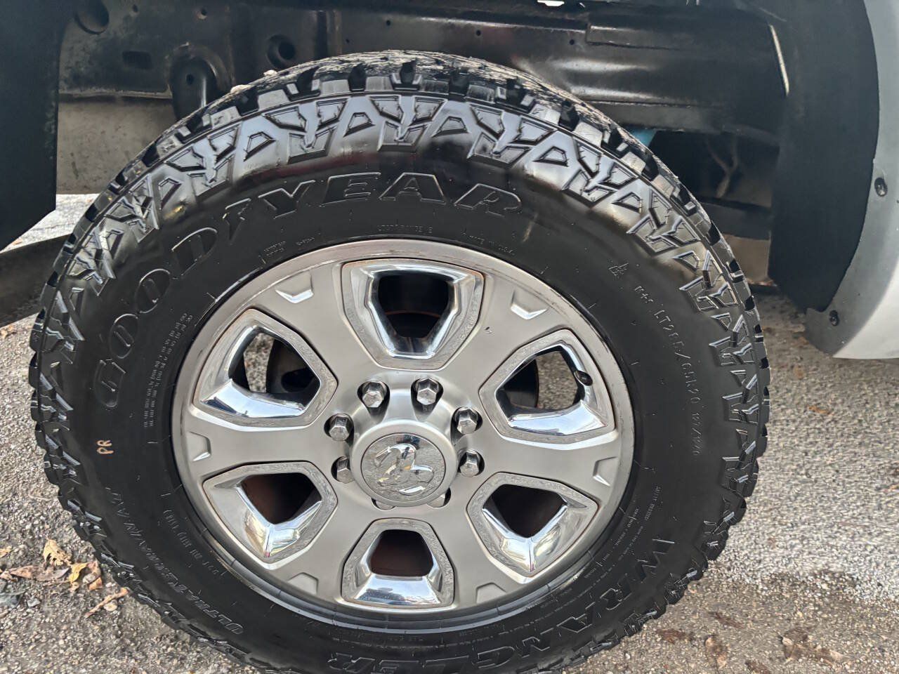 Used 2017 RAM 2500 Lone Star AWD/4WD image 40