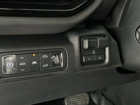 New 2024 Chevrolet Silverado EV RST image 23
