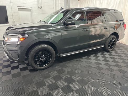 Used 2022 Ford Expedition Max XLT image 5