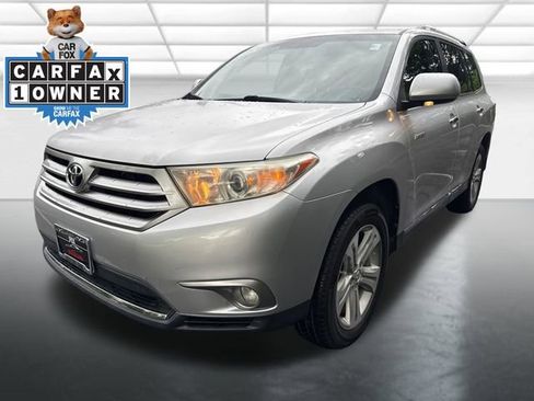 Used 2013 Toyota Highlander Limited image 1
