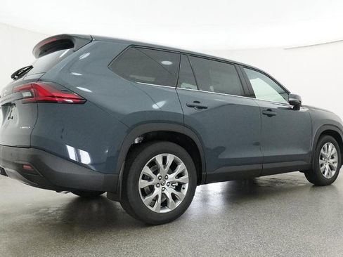 New 2026 Toyota Grand Highlander FWD image 8
