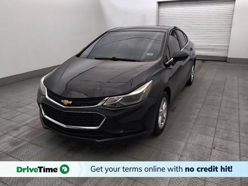 Used 2017 Chevrolet Cruze LT w/ Sun And Sound Package FWD image 1