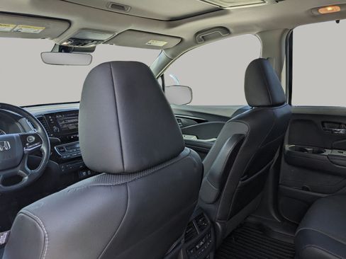 Used 2022 Honda Pilot Elite image 15