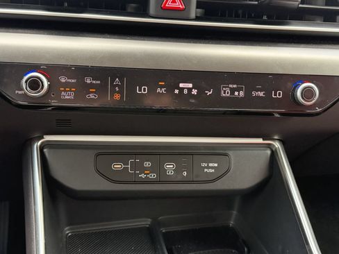 Used 2026 Kia Carnival SX FWD image 29
