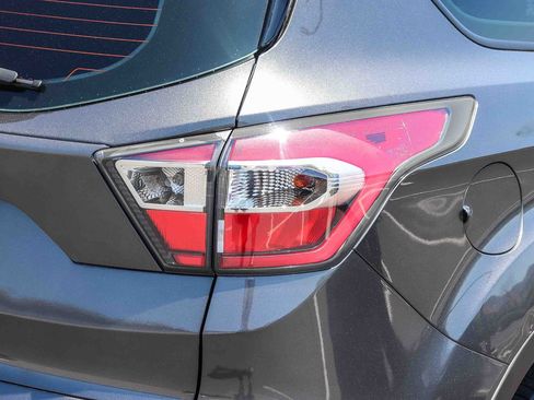 Used 2017 Ford Escape S FWD image 8