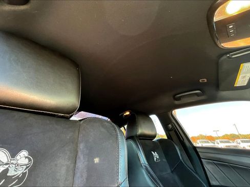 Used 2019 Dodge Charger Scat Pack w/ Plus Group image 22