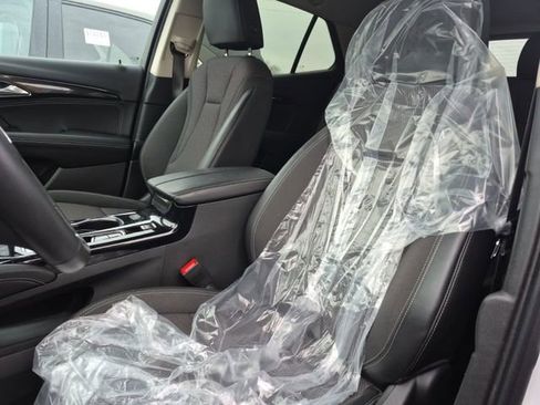 Used 2023 Buick Envision Preferred image 8