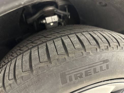 Used 2026 Tesla Model Y 2WD image 12