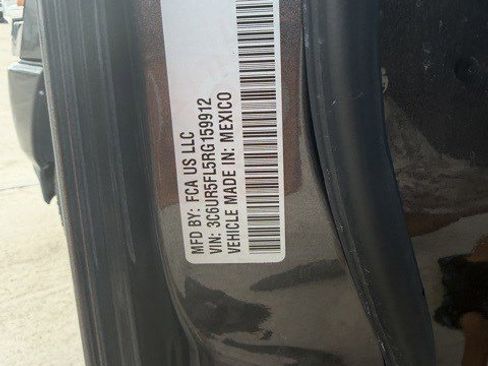 Used 2024 RAM 2500 Laramie image 10