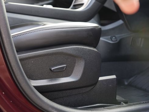 Used 2024 Ford Edge SEL w/ Convenience Package image 38