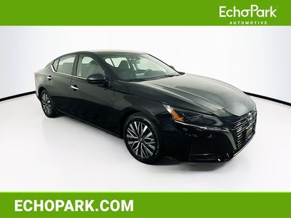 Used 2024 Nissan Altima 2.5 SV